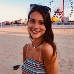 Meet your Posher, Madison